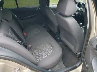 Škoda Fabia Sedan 1.2 - 47 KW - M5 - 12