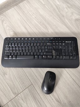 Predám starší plne funkčný počítač - 12