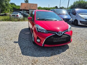 Toyota yaris - 12
