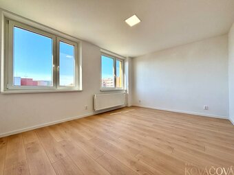 Na predaj kompletne zrekonštruovaný 3 izb. byt, Trenčín, ul. - 12