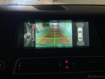 BMW 750d xDrive M-packet - 12