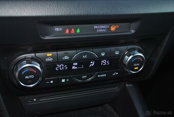 Mazda 3 1,5i  Skyactiv G100 ,Kúpená v SR,129 500km,1.Majiteľ - 12