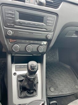 Škoda octavia 3 2.0tdi 110kw - 12