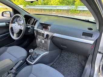 Opel Astra H 1.7CDTI 75kW - 12