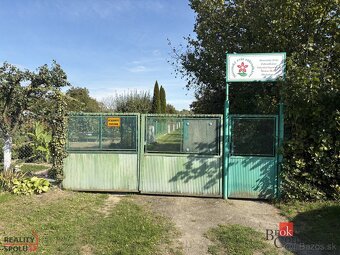 Predaj nádhernej záhrady určenej na budúcu výstavbu. - 12
