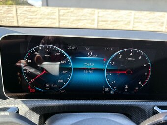 Mercedes Benz A180 - 12