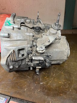 Peugeot 3008 1.6 HDI 84kw model 2008-2016 9H05 EURO5 - 12