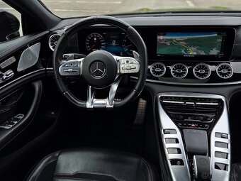 Mercedes-Benz AMG GT 63 4MATIC+ - 12