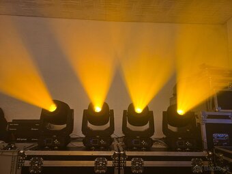 LED SPOT 230W Moving Head 4ks + Case - 12