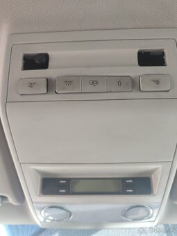 Volkswagen T5 Multivan 2,5TDi 96kw Comfortline - 12