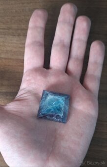 Kryštálová pyramída - dúhový fluorit - 12