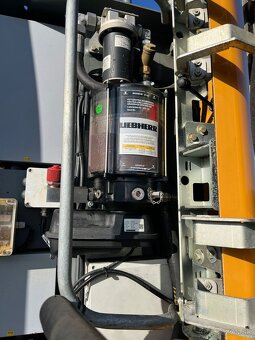 Kolesové rypadlo Liebherr A914 Compact Rail - 12