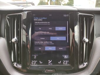 Volvo XC60 D4 R DESIGN FullLED KAMERA PANORAMA - 12