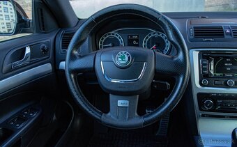 Škoda Octavia Combi RS 2.0 TDI - 12