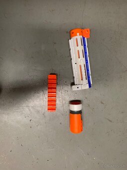 Nerf elite - 12