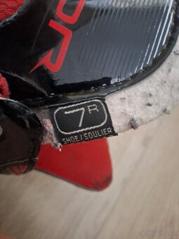 predám hokejovú výstroj - 12
