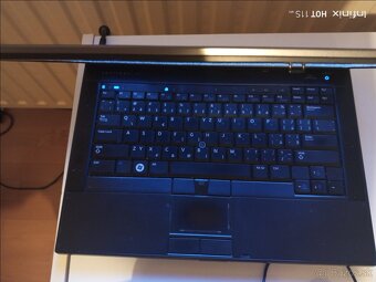 DELL Latitude E6410 + originál DELL adaptér - 12