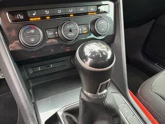 VOLKSWAGEN TIGUAN 2.0 TDI HIGHLINE FULL LED 145 ooo km M6 - 12