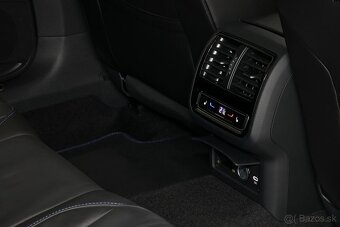 VW Arteon SB R 2.0TSI 235kW DSG 4x4 DCC IQ 360 HK Pano 16tkm - 12