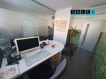 REZERVOVANÉ Moderná polyfunkcia + 3ibyt + dvojgaráž v Piešťa - 12