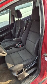 Peugeot 307 SW 1,6I 80kw kód: NFU - 12