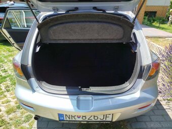 Predám auto Mazda 3 ročník 2006 204 000km - 12