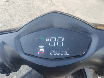 elektrický skúter na predaj - 12