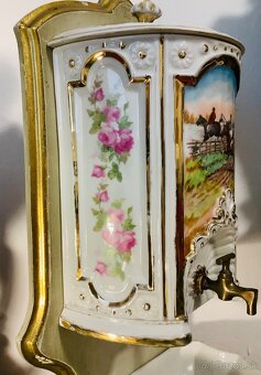 Starožitná nástěnná porcelánová fontána Francie - 12