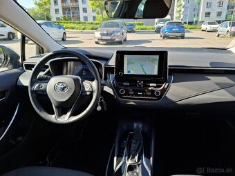 Toyota Corolla sedan 1.5 Dynamic Force 123 k,automat,1.maj - 12