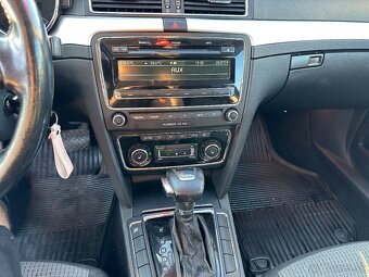 Škoda Superb 2.0 TDI CR 125kw DSG - 12