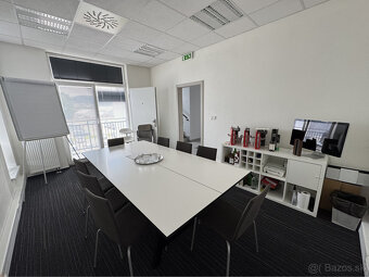 Prenájom samostatného kancelárskeho traktu 230m² v časti Bra - 12
