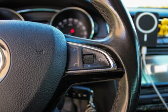 Škoda Superb Combi 2.0 TDI CR 140k Comfort - 12