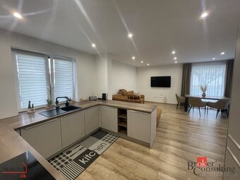 4 izbový rodinný dom Komjatice - 12