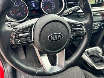 Kia Ceed 1.4 T-GDi Gold, 103 kW, 2019, benzín - 12