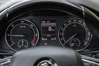 Škoda Superb Combi 2.0 TDI 110kW 2016 MT/6 - 12