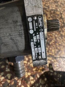 Hydraulické príslušenstvo - 12