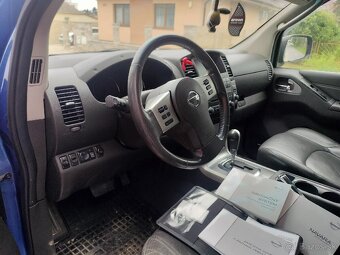 Nissan Navara 3.0 DCI V6 170kw AT/5 PLATINUM LONG - 12