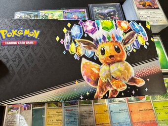 Pokemón MEGA balík D: 100ks kariet v obaloch s EX a darčeky - 12