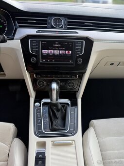 Volkswagen Passat 2.0 BiTDI 176 kW 4MOTION - 12
