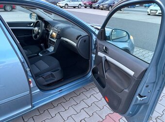 Škoda Octavia II 2.0 TDi 103kw - 12