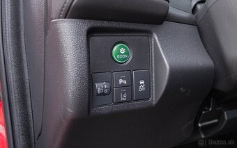 Honda HRV 1.5 i-VTEC CVT 96kW automat - 12