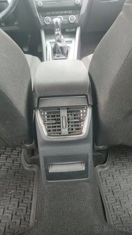 Škoda Octavia combi 2,0Tdi 110kw - 12