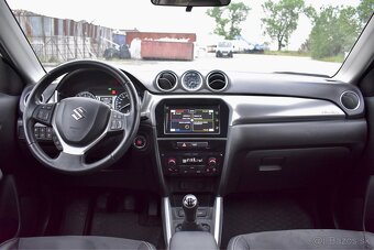 Suzuki Vitara 1.6 4x4 benzín - 12