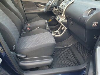 Toyota Urban Cruiser 1.33 VVT-i - 12