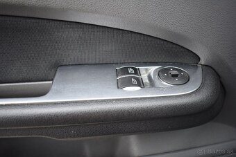 Ford Focus 1.6 16V Duratec Classic X - 12