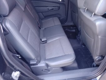 Predám Opel Zafira 1.9.diesel 110kw r.v.2009 - 12