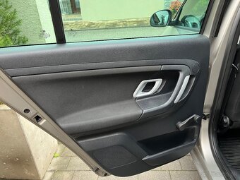 Škoda Fabia Combi 1.2HTP Sport 113oookm - 12