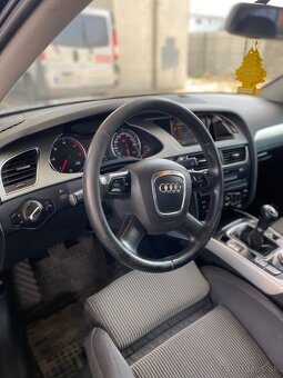 AUDI A4 B8 2.0TDI - 12