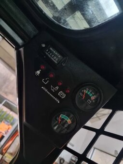 Šmykom riadený nakladač BOBCAT S70 Dovoz Nórsko 2018 Výhodná - 12