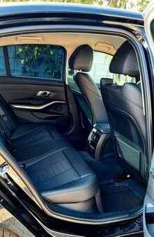 Predám  BMW Rad 3 330e PHEV A/T - 12